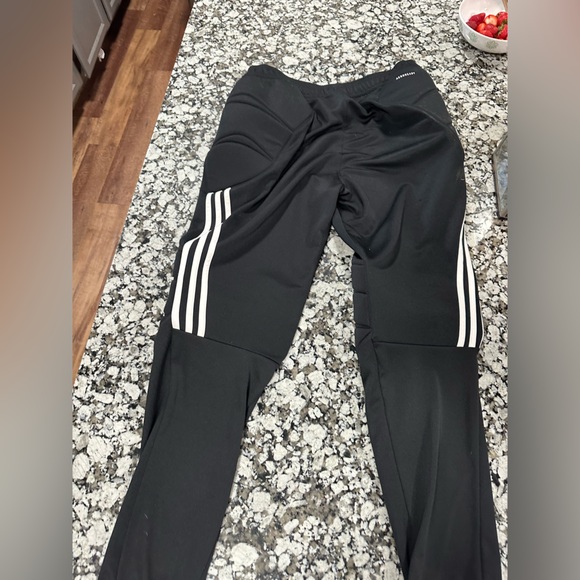 Mens adidas XL goal keeper pants . Padded at knee and hip. Black and white - Picture 4 of 8
